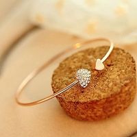 Pulsera con corazón de brillante